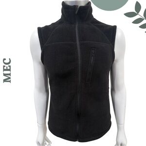 🛍️ MEC Men’s Black Fleece Full-Zip Vest – Size Small